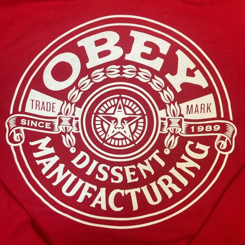 OBEY 🅾️ Men’s Red Logo Fleece Hoodie - Picture 6 of 7
